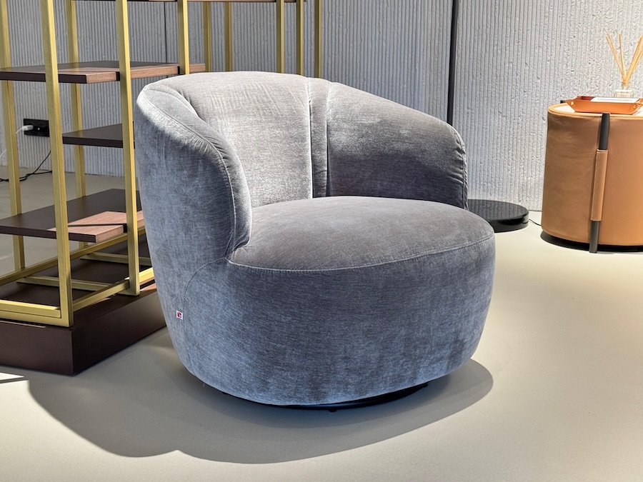 Итальянское вращающееся кресло Эмбер (Ember) фото 1